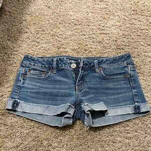 AMERICAN EAGLE DEMIN SHORTS